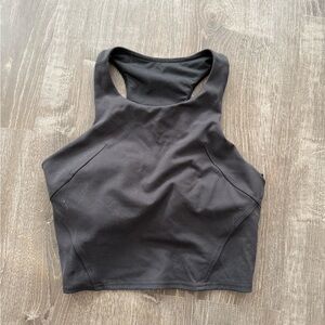 Wunder train crop tank